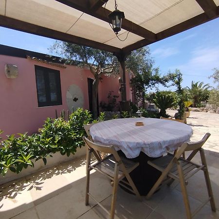Dependance In Villa Con Piscina Ragusa Dış mekan fotoğraf
