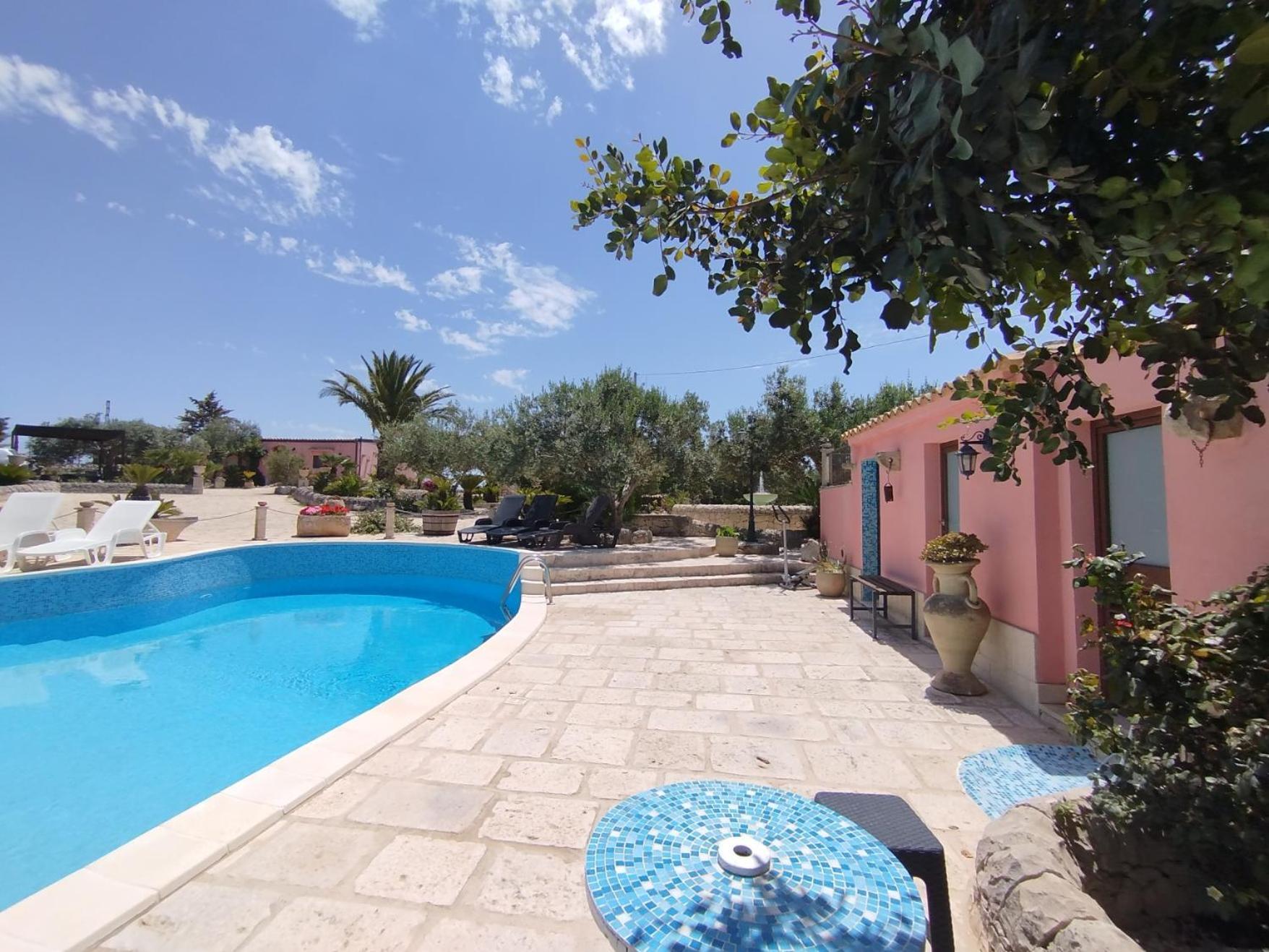 Dependance In Villa Con Piscina Ragusa Dış mekan fotoğraf